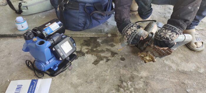 Bơm trợ lực cho nguồn nước sạch bị yếu Máy bơm nước Adelino