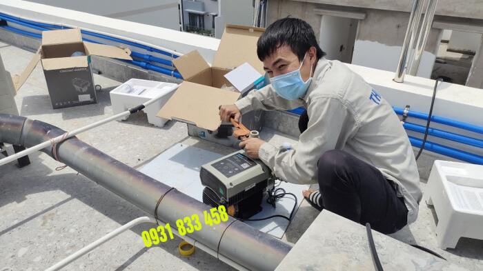 Lắp máy bơm tăng áp biến tần Rheken và bơm tăng áp điện tử