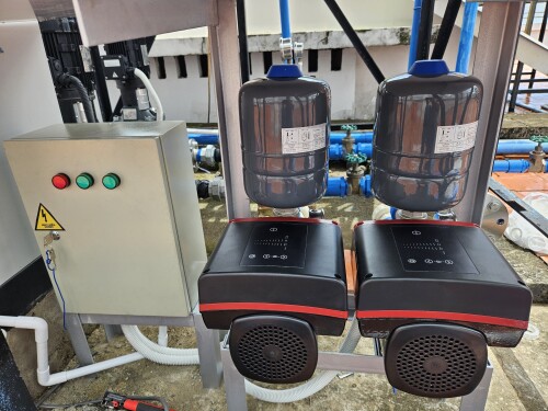 Máy bơm tăng áp biến tần CGO FYB4-40B – 1500W