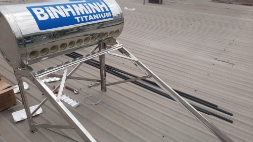 Máy năng lượng mặt trời Bình Minh 120Lít giá siêu tốt !